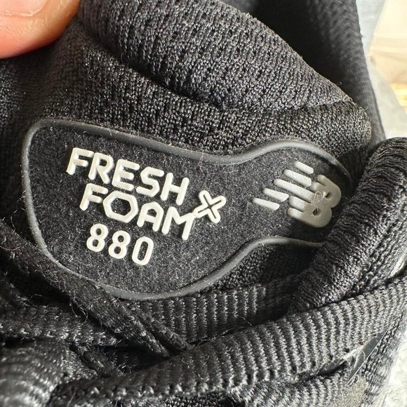 New Balance Fresh Foam x 880v12 M880B12 Black Aluminum Running Shoe Men Size 12 - Picture 6 of 7